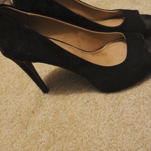 Chinese laundry suede heel